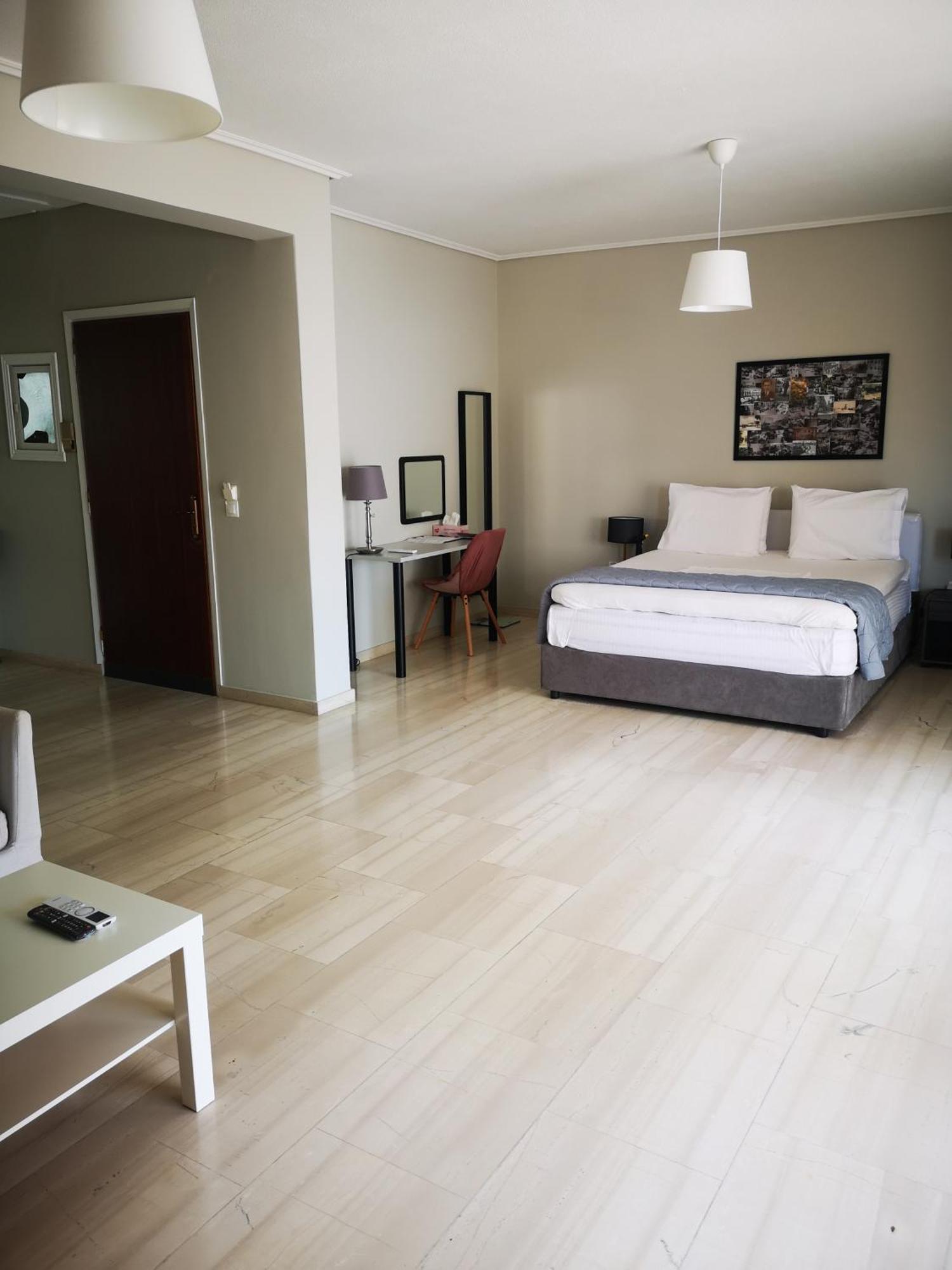 Androniki Suite Athena Bagian luar foto